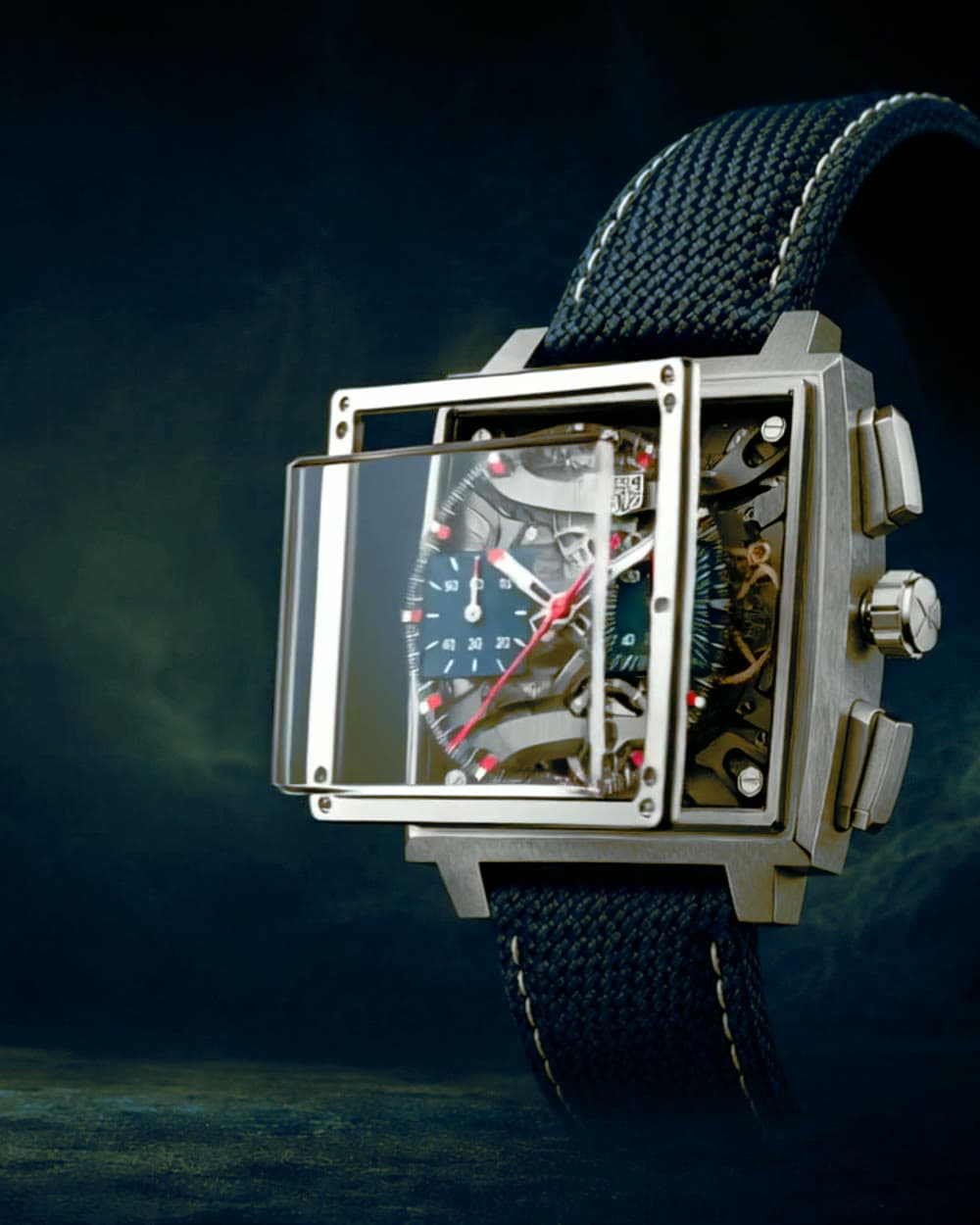 Atelier Tourbillon, sapphire panel open